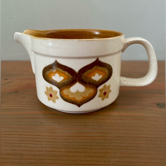 Palissy England ’Kalabar’ small jug - Picture 1 of 4